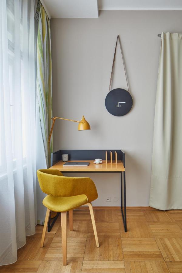 Prague Days - Modern Apt W Retro Elements - New Town Εξωτερικό φωτογραφία